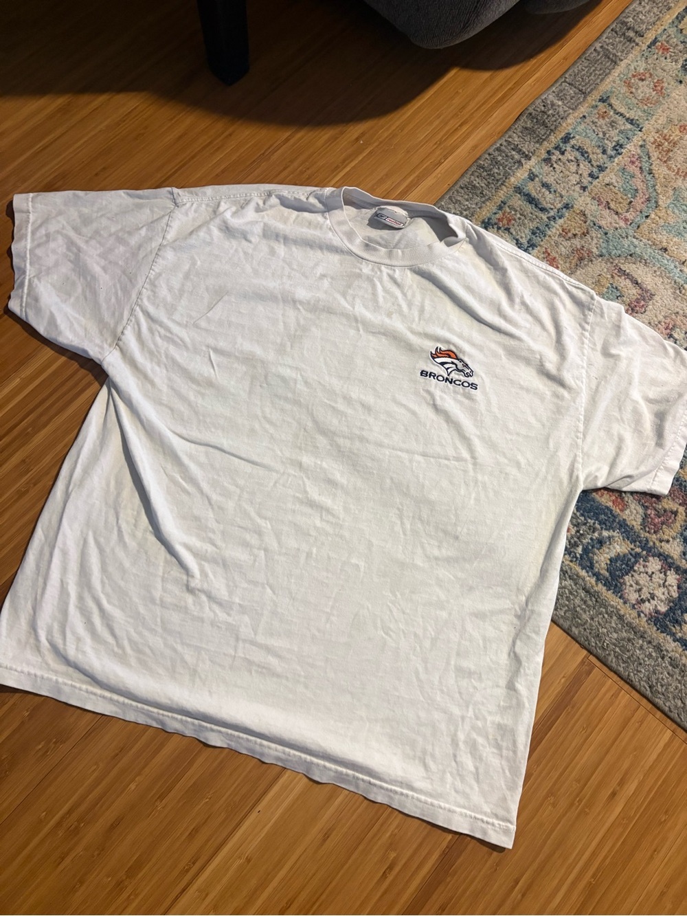 Rebook xl Denver broncos White Short-Sleeve Logo T-Shirt